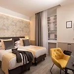 Sophie Terrace מלון