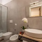 Sophie Terrace מלון 3*