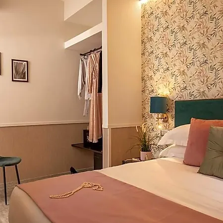 Sophie Terrace Hotel 3*