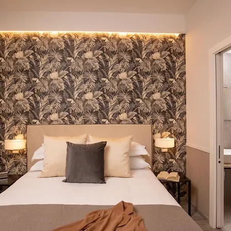 Sophie Terrace Hotell 3*